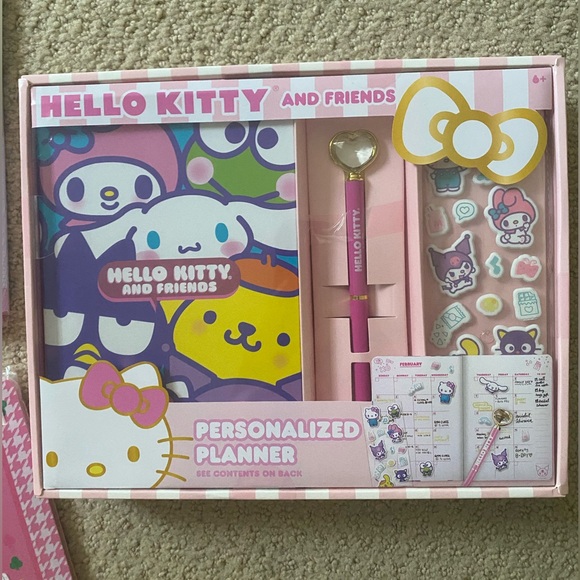 Hello Kitty School Supplies - Picture 5 of 7